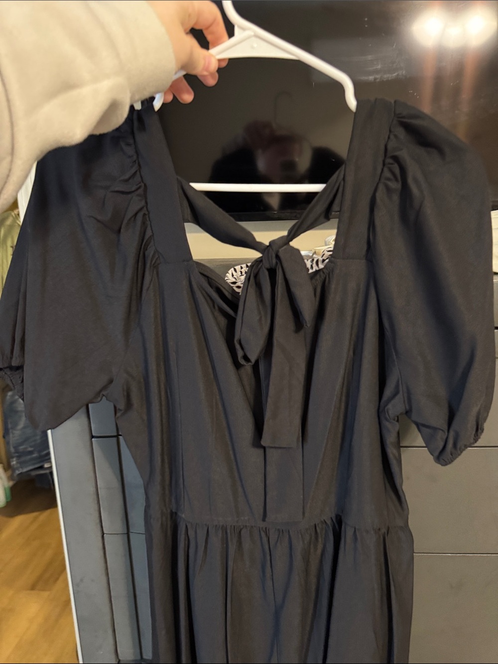Women's Black Short Sleeve Square Neck Mini Dress - Picture 5 of 8